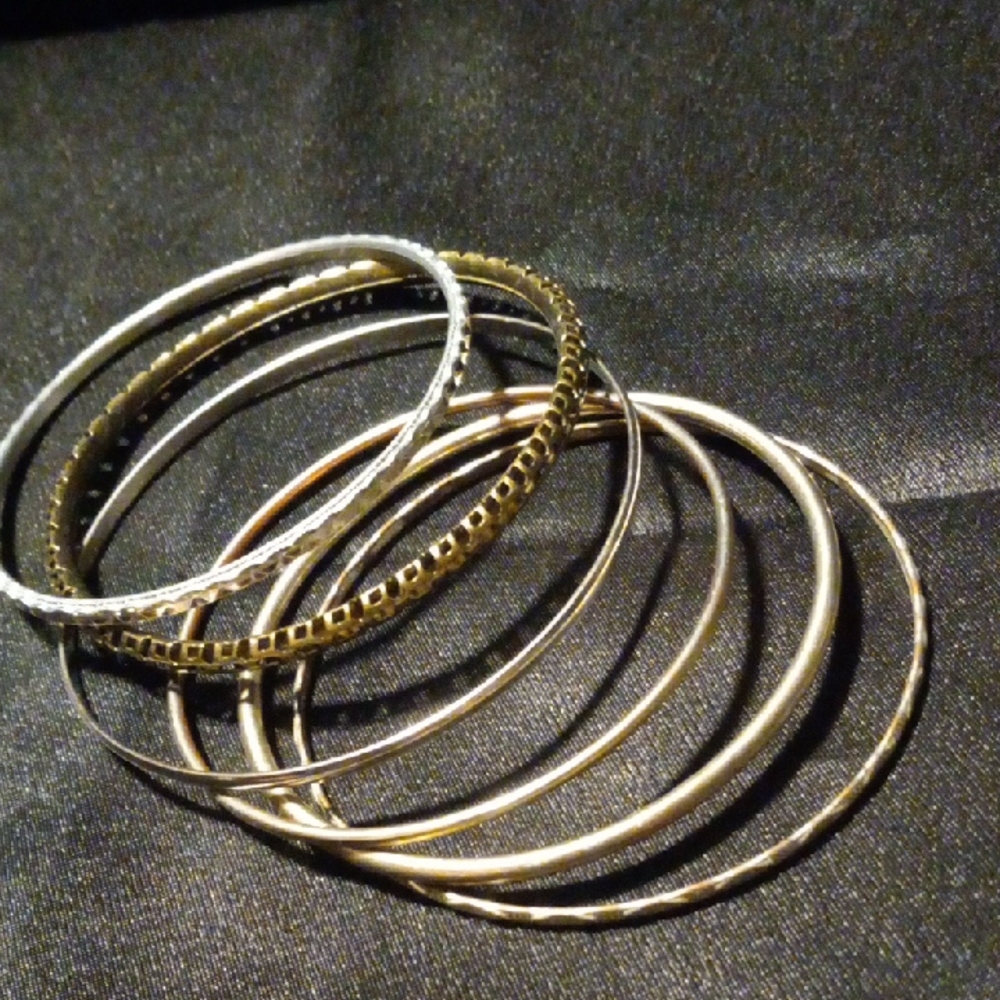 Flashy Gold and Silver Bangle Set